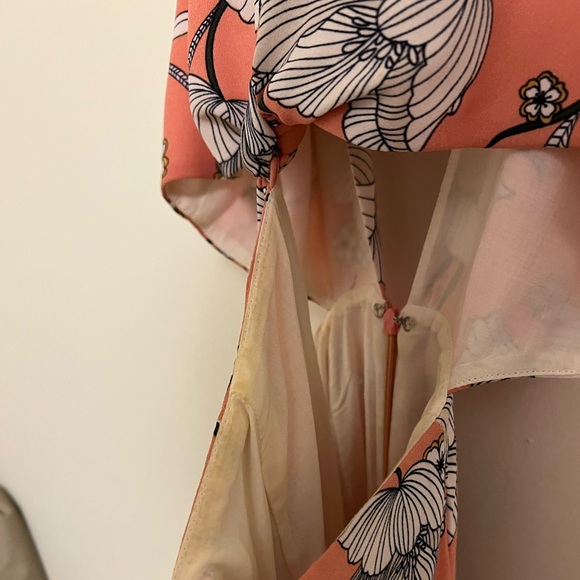 Lush Dress - Picture 4 of 10